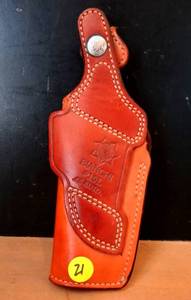 lot 21 image: Bianchi Leather Holster #19L .45 Auto - CHECK COMPS