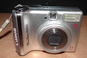 lot 37 image: Canon PowerShot A550 7.1MP Digital Camera 4X Zoom - TESTEDWORKS