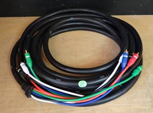 lot 69 image: HEAVY GUAGE AV CABLES - AS NEW