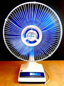 lot 74 image: Vintage Galaxy Fan 12 Translucent Aqua Blue Blades 3 Speed Oscillating Large - TESTEDWORKS GREAT $$