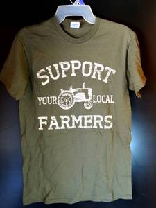 lot 81 image: SUPPORT YOUR LOCAL FARMER GREEN T-SHIRT - SIZE SMALL