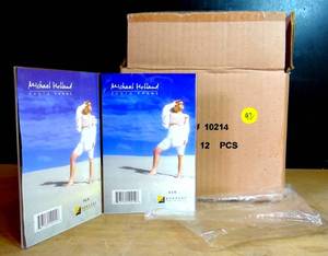 lot 92 image: BORDERS MICHAEL HOLLAND DOUBLE SIDED 4 X 6 PHOTO FRAME - NEW BOX OF 12 PCS.