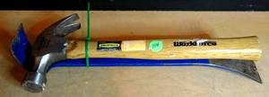 lot 114 image: 16 OZ WORKFORCE HAMMER WITH SUPERBAR PRY BAR