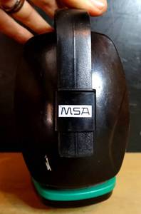 lot 115 image: MSA HEARING PROTECXTION - EX CONDITION