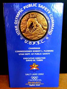 lot 130 image: LIMITEDE EDITION - 2002 SALT LAKE - UTAH OLYMPIC PUBLIC SAFETY COMMAND COMMERATIVE MEDAL ENCASED