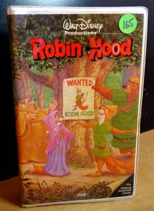 lot 165 image: RARE Walt Disneys Robin Hood VHS Clamshell The Classics Black Diamond Original
