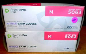 lot 141 image: PREMIUM PRO PLUS NITRILE EXAM GLOVES - M5063 - SIZE MED - 2 BOXES OF 200 GLOVES - NEW