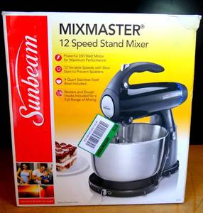 lot 258 image: Sunbeam 2594 350-Watt Mixmaster Stand Mixer With Dough Hooks And Beaters Black - NEWOPEN BOX $$$