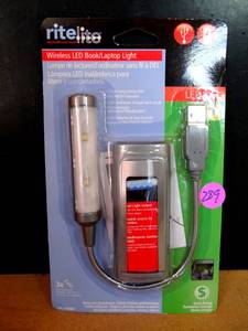 lot 289 image: RITELITE WIRELESS LED BOOKLAPTOP LIGHT - NEWSEALED