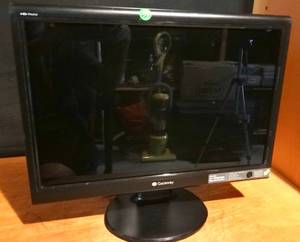 lot 339 image: Gateway TFT19w80ps Monitor 19 HD Widescreen VGA DVI