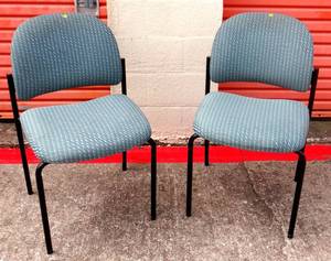 lot 341 image: GREAT PAIR OF STACKABLE CHAIRS AS SHOWN (MORE AVAILABLE IF NEEDED WITH CONSIGNER)