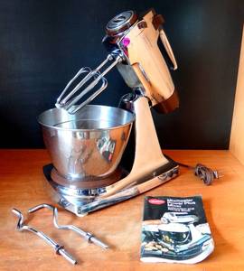 lot 344 image: VINTAGE Chrome Sunbeam Power Plus Mixmaster Stand Mixer 16 speed w2 Bowls & Manual - WORKS LIKE NEW $$$