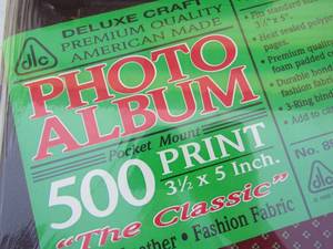 lot 64 image: Lot of new assorted color photo albums