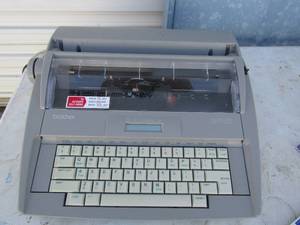 lot 69 image: Brothers 5X-4000 electric typewriters