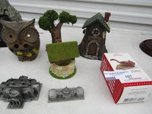 lot 107 image: Hallmark ornament, Tiny treasures house and tree, tiny treasures well and more