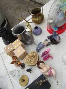 lot 181 image: Lot of assorted nic-knacks