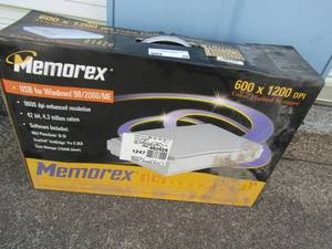 lot 26 image: Memorex color flatbed scanner 600x1200 DPI NEW