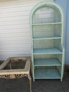 lot 245 image: IRON SIDE TABLE - NO GLASS TOP  21X26X 29   WICKER BAKERS RACK BLUISH  73 X 30 X 17