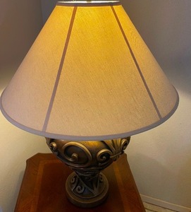 lot 233 image: TABLE LAMP 33 HT  WHITE SHADE