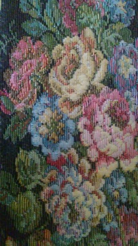 lot 17 image: Bell Tapestry Wall Runner