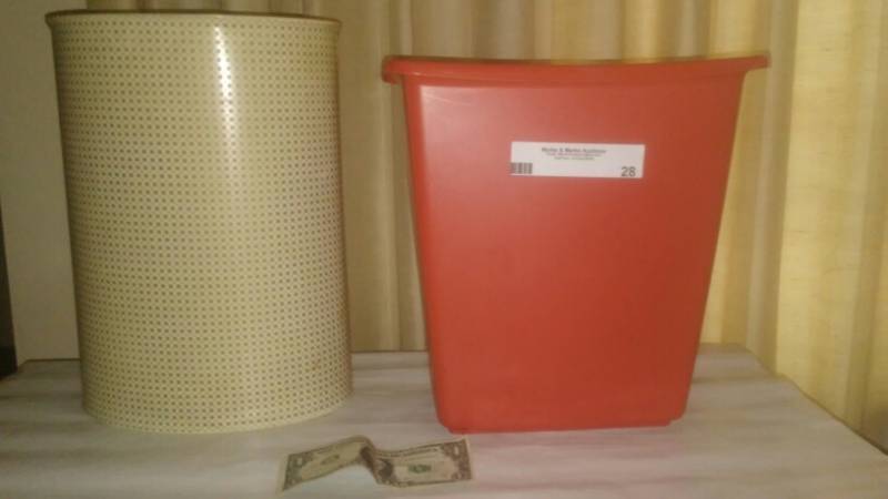 lot 28 image: Trash Cans