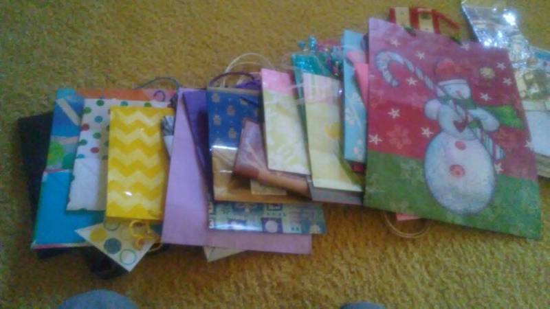 lot 48 image: Gift Bags and boxes