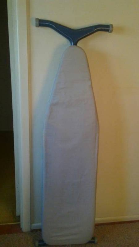 lot 71 image: Heavy Duty Ironing Board