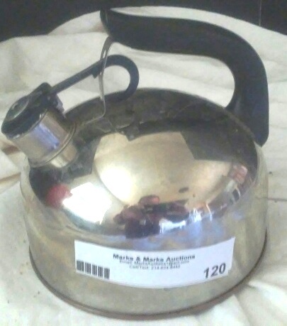 lot 120 image: Kettle