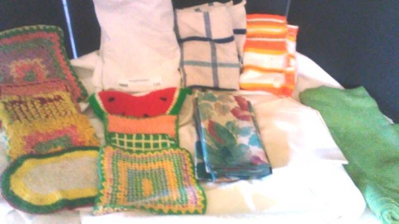 lot 135 image: Linen Pot holders