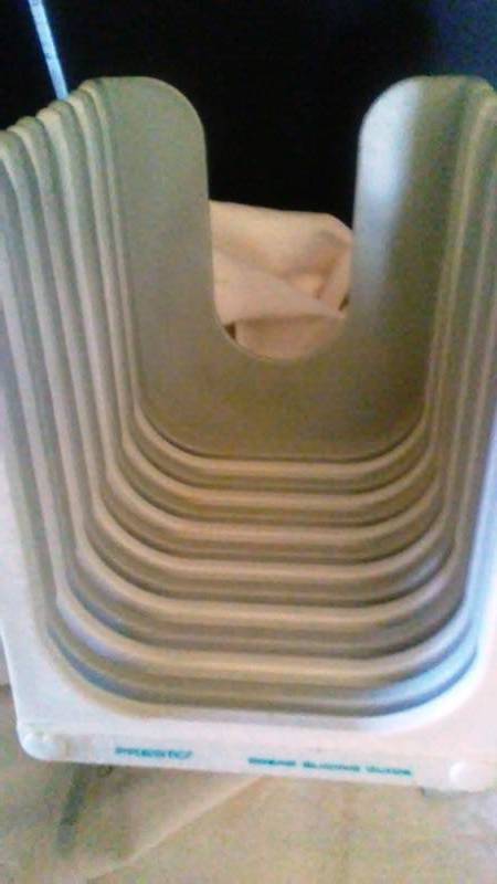 lot 137 image: Presto Bread Slicer GuideCar cup holder