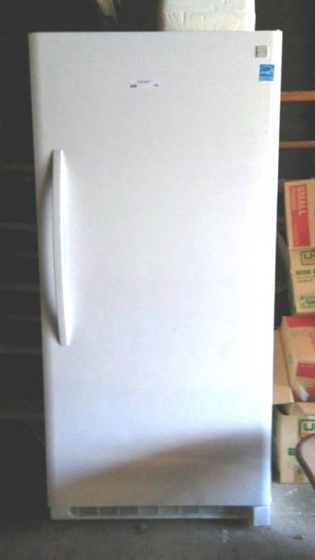 lot 140 image: Kenmore Freezer