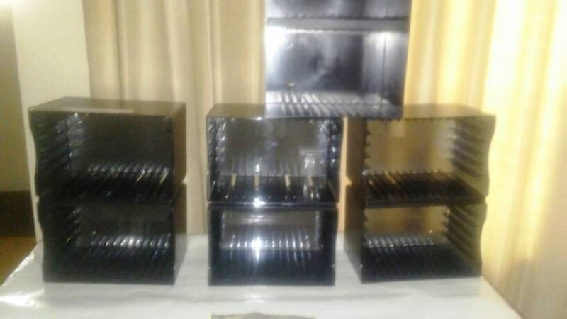 lot 33 image: Cd8 Track Organizer
