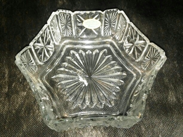 lot 20 image: Fostaria Glass Piece