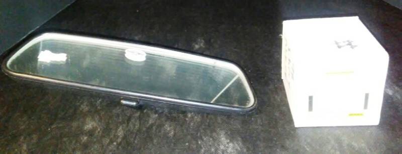 lot 11 image: BMW Rearview Mirror Fuel Tank Valve