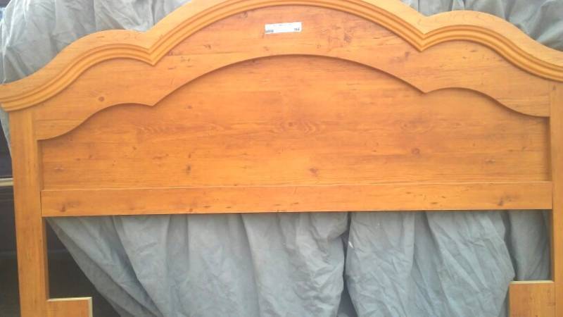 lot 160 image: Queen Size Headboard