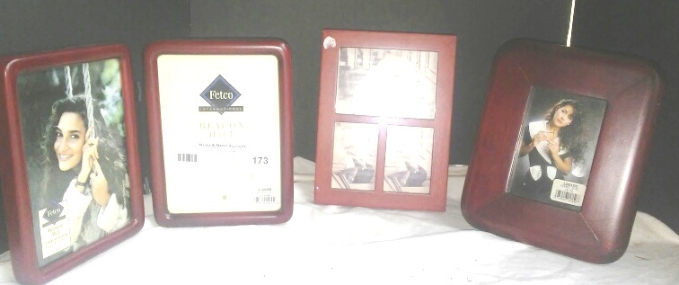lot 173 image: Wood Picture Frames