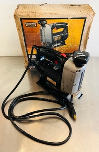 lot 29 image: Craftsman Commercial 1 inch Auto-Scroller Saw
