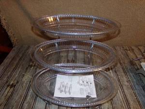 lot 86 image: 3-Tier Buffet Server