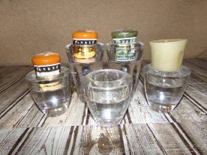 lot 144 image: Glass Candle Holders & Yankee Candles