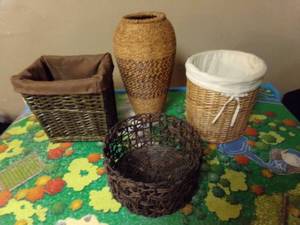 lot 217 image: 4 Wicker Baskets