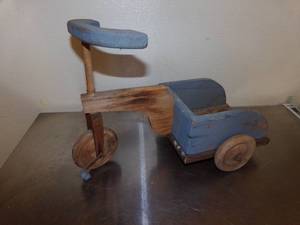 lot 200 image: Vintage Small Wooden Tricycle With Heart Shaped Pedals
