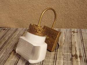 lot 293 image: Vintage Tri-Lite Manufacturing Wall Lamp From Beverly Hill California Hotel