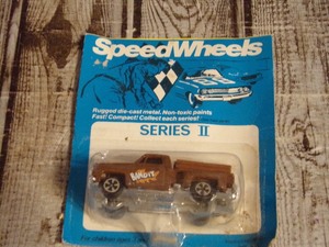 lot 297 image: Collectable Vintage Speed Wheel Series 2 Dyecast Pick UP Truck
