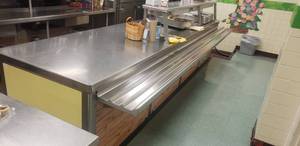 lot 11 image: Long Stainless Steel Serving Line w Cooler and Warmers, Measures 144 x 47 x 36
