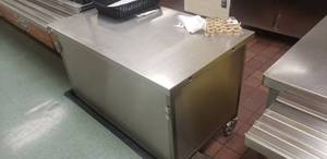 lot 10 image: Atlas Stainless Steel Rolling Prep Table Model FT-3