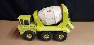 lot 2 image: Vintage 1970s Mighty Tonka Ready Mixer Cement Truck