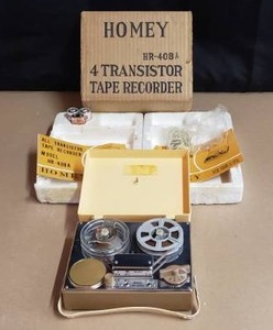lot 4 image: Vintage Homey HR-408A 4 Transitor Tape Recorder with Original Batteries