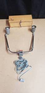 lot 32 image: Vintage Manon Tripod Light