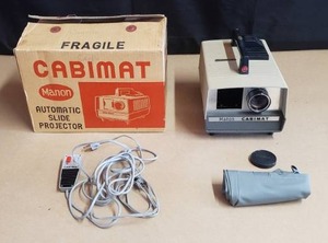 lot 35 image: Vintage Manon Cabimat Automatic Slide Projector with Original Box