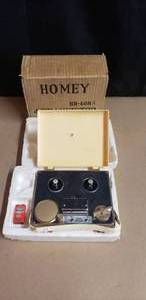 lot 39 image: Vintage Homey HR-408A 4 Transitor Tape Recorder